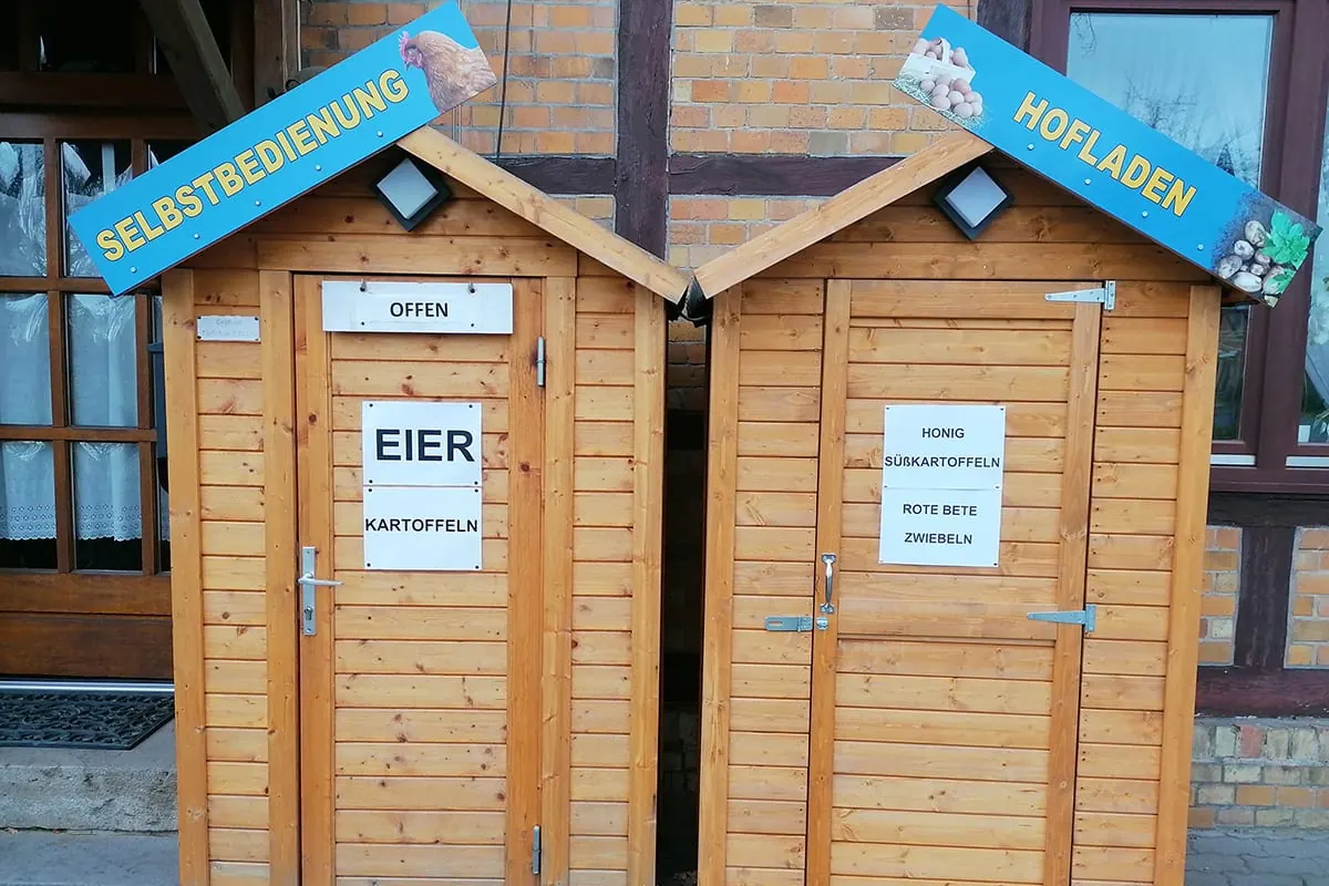 Der Verkaufsstand mit Eiern